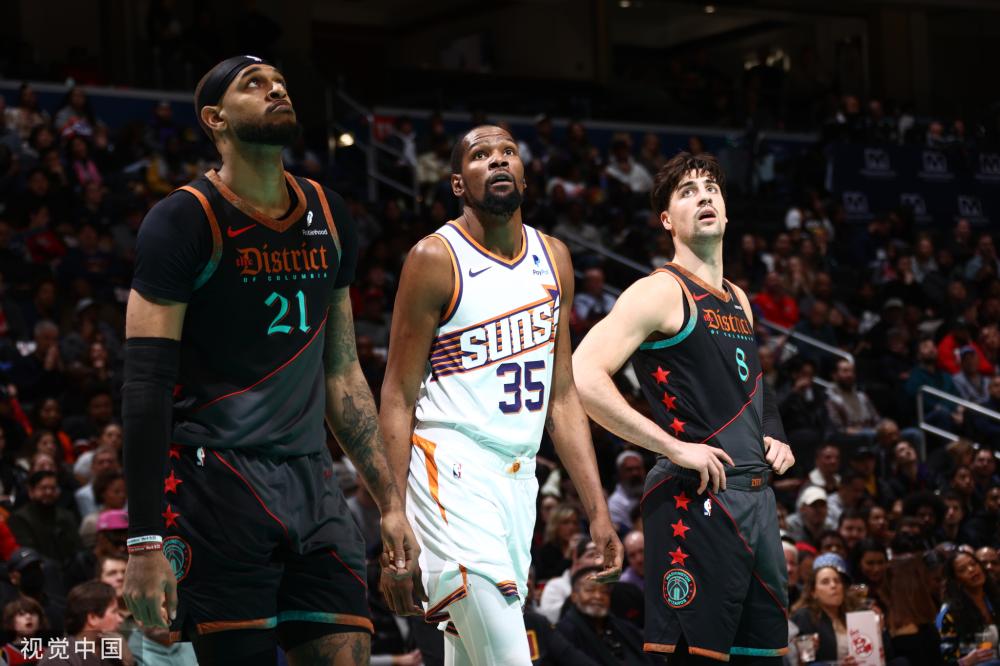 一方面是蓝 一方面是蓝