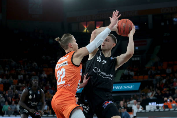 上赛季多场 上赛季多场