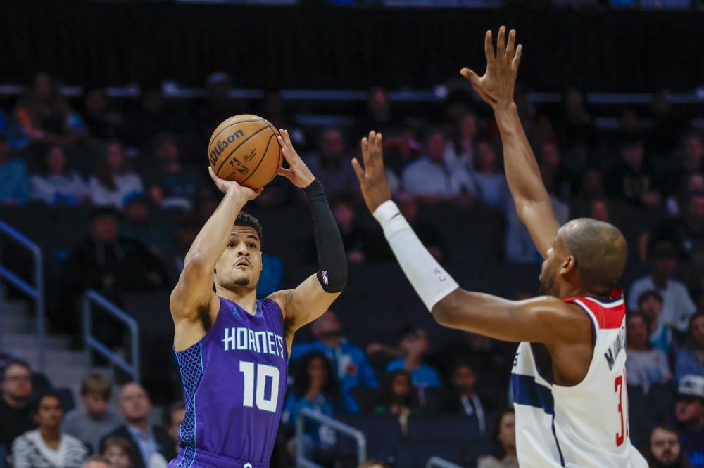 吸引力背后 吸引力背后