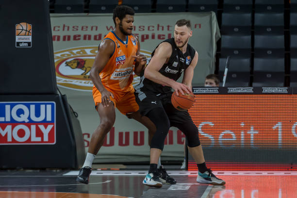 更让人不得 更让人不得