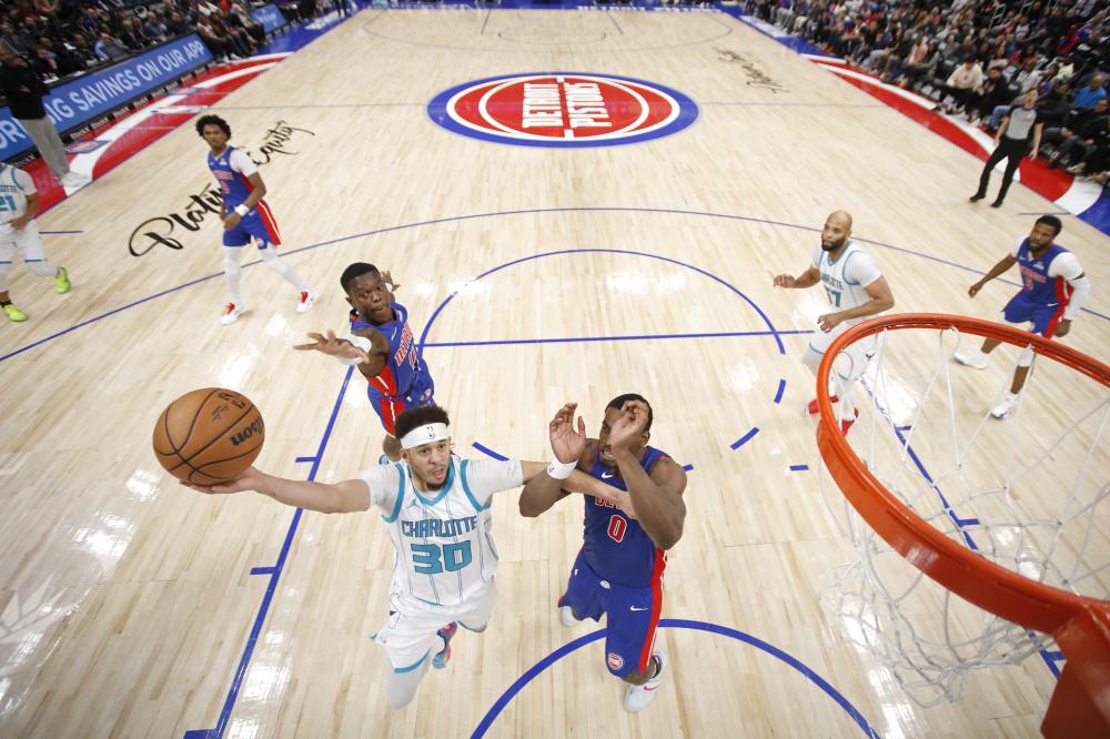 只是豪门间 只是豪门间