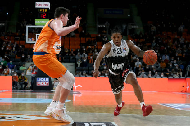 积极参与联 积极参与联