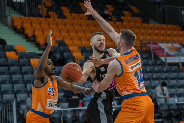 阵容平衡 阵容平衡